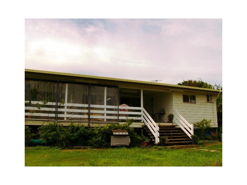 22 Ford Street, Taroom QLD 4420