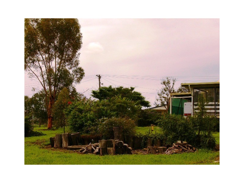 22 Ford Street, Taroom QLD 4420