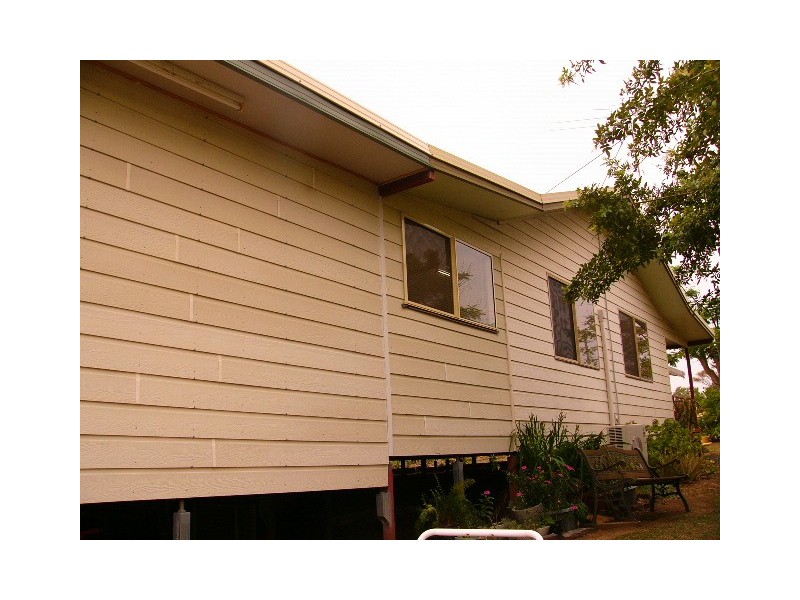 22 Ford Street, Taroom QLD 4420