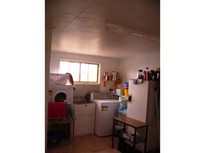 22 Ford Street, Taroom QLD 4420