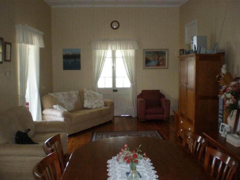 81 Victoria Street, St George QLD 4487