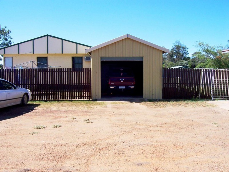 The Gums Store, The Gums QLD 4406
