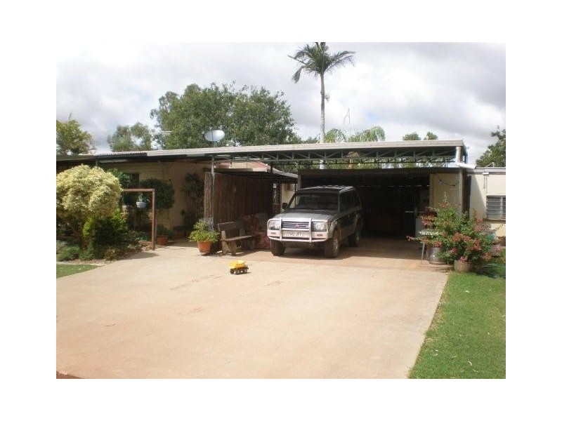 222 Whytes Rd, St George QLD 4487