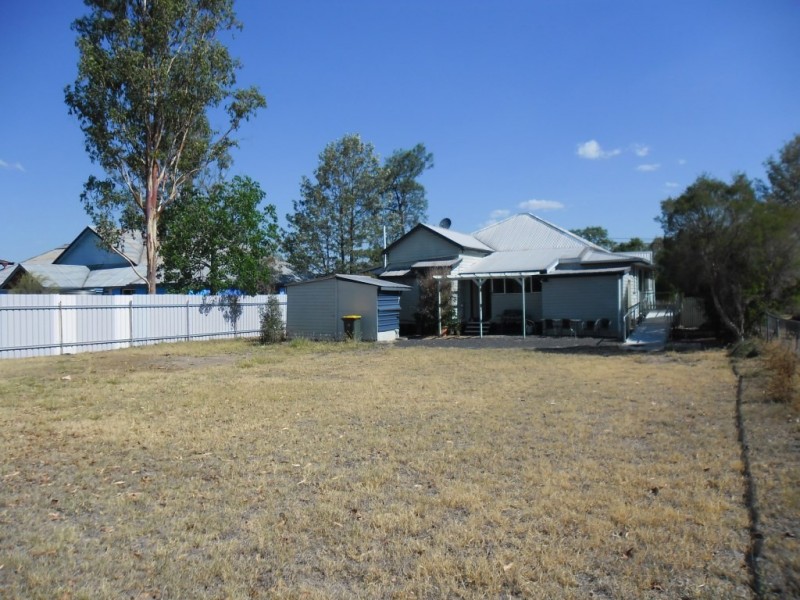 87 Marian Street, Miles QLD 4415