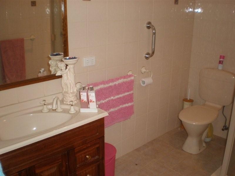 9 Murchison Street, St George QLD 4487