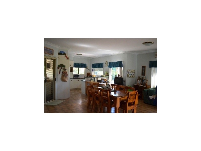 19 Summer Avenue, Dalby QLD 4405