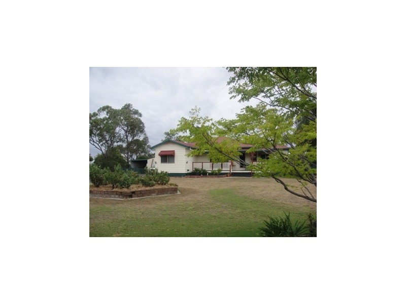 19 Summer Avenue, Dalby QLD 4405