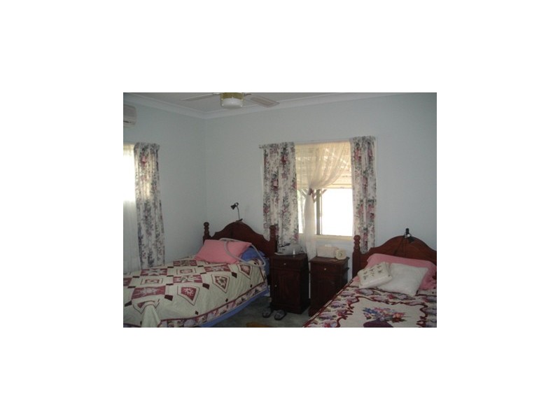 19 Summer Avenue, Dalby QLD 4405