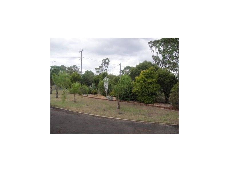19 Summer Avenue, Dalby QLD 4405