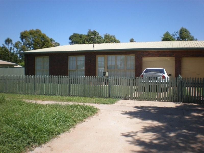 18 Murchison Street, St George QLD 4487