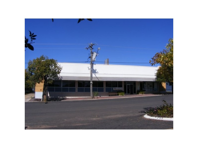 28  Lawton, Wandoan QLD 4419