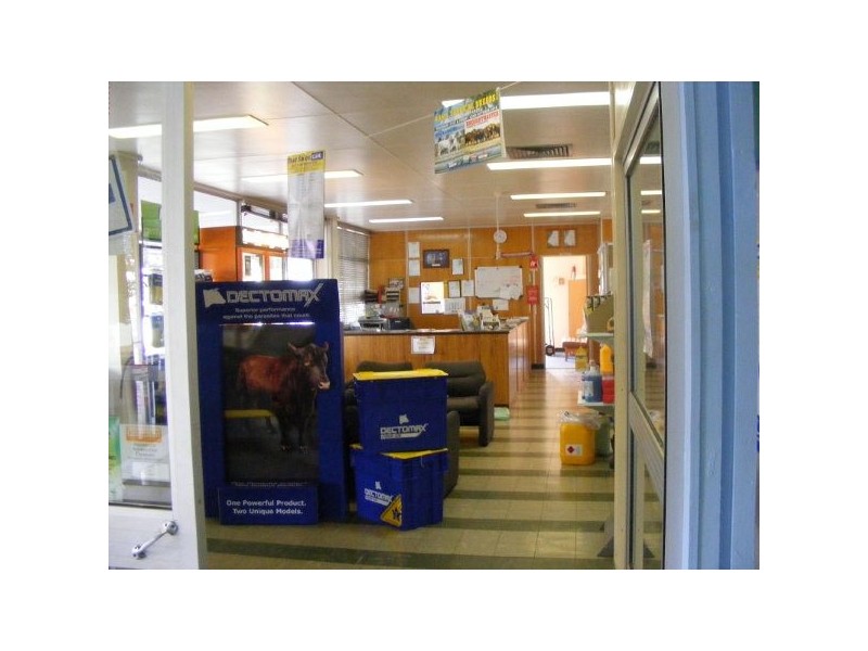 28  Lawton, Wandoan QLD 4419