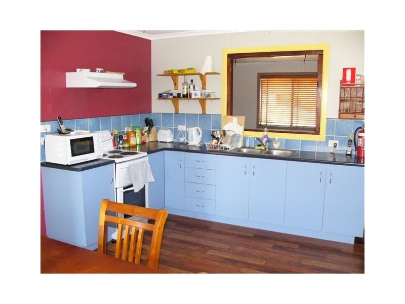 26 Bridge Street, Taroom QLD 4420