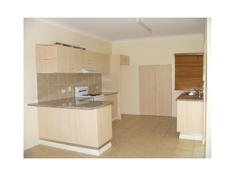 26 North Street, Taroom QLD 4420