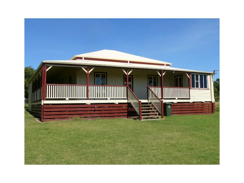 26 North Street, Taroom QLD 4420