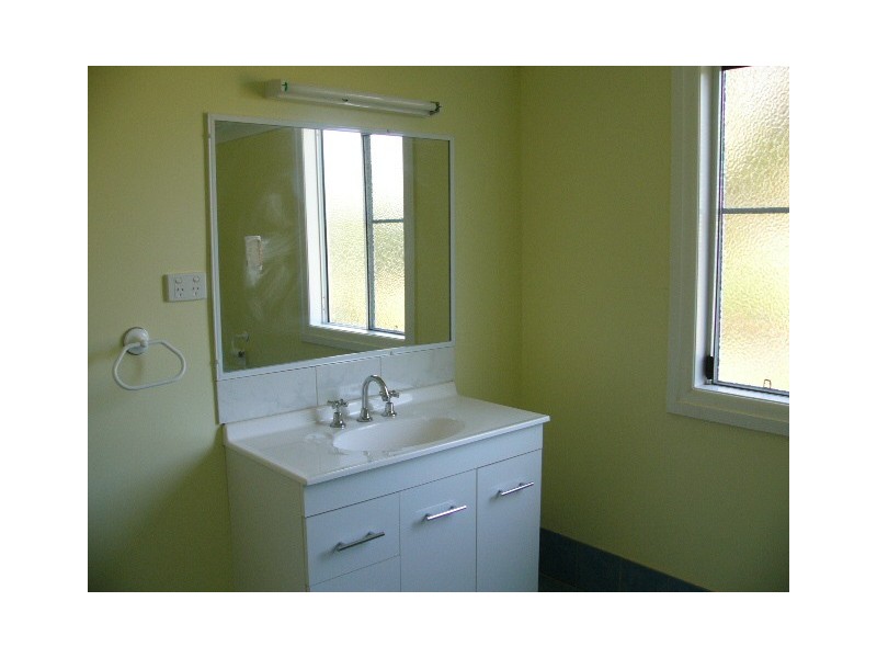 26 North Street, Taroom QLD 4420