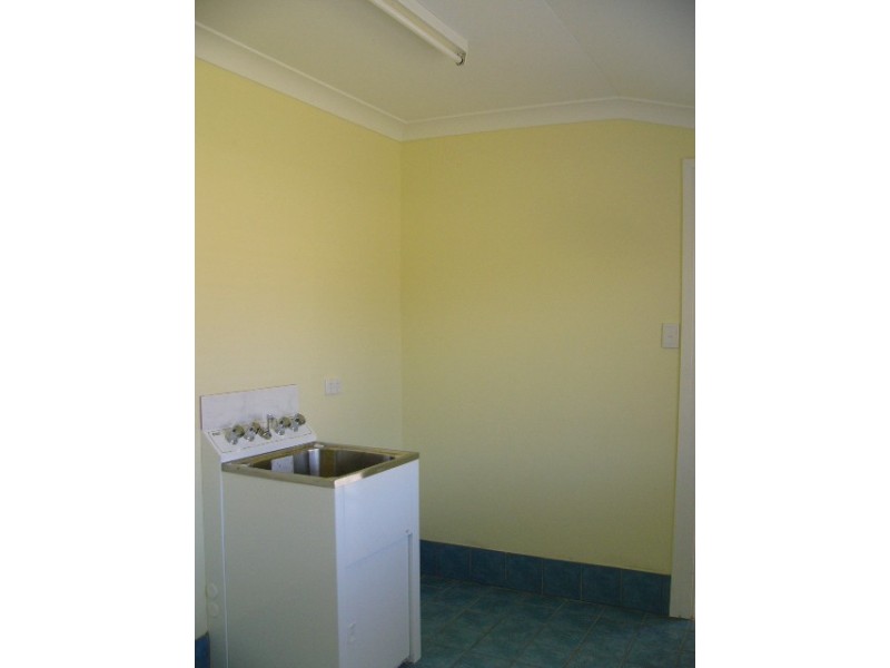 26 North Street, Taroom QLD 4420