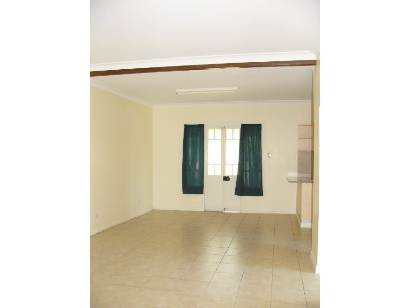 26 North Street, Taroom QLD 4420