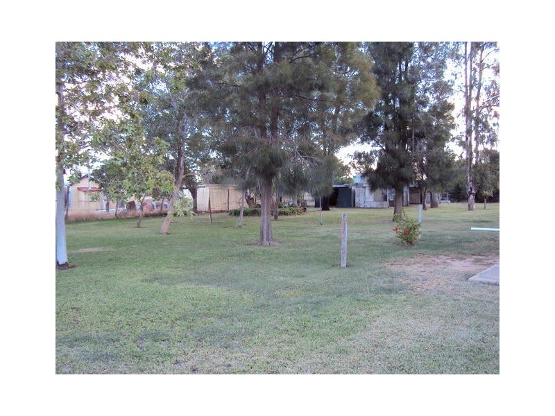 16 ACACIA STREET, Blackall QLD 4472