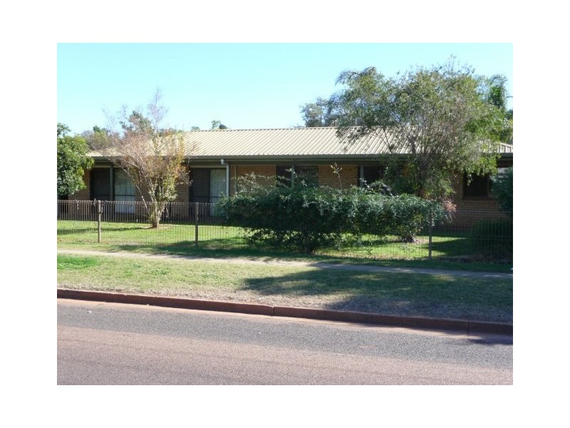77 Alfred, St George QLD 4487