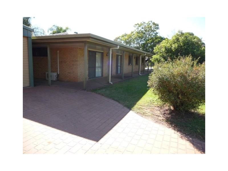 77 Alfred, St George QLD 4487