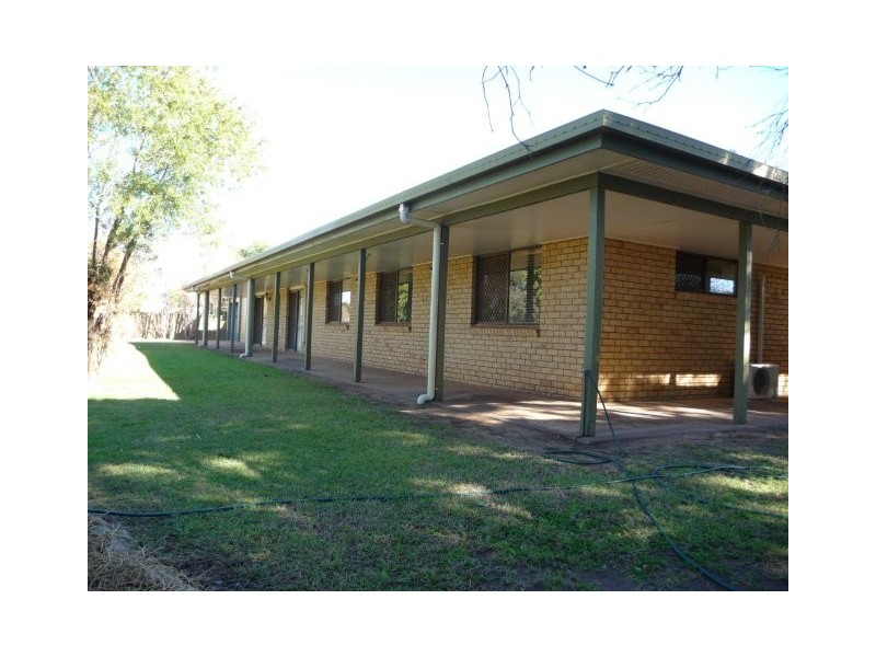 77 Alfred, St George QLD 4487