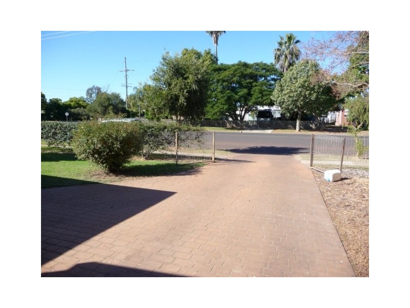 77 Alfred, St George QLD 4487