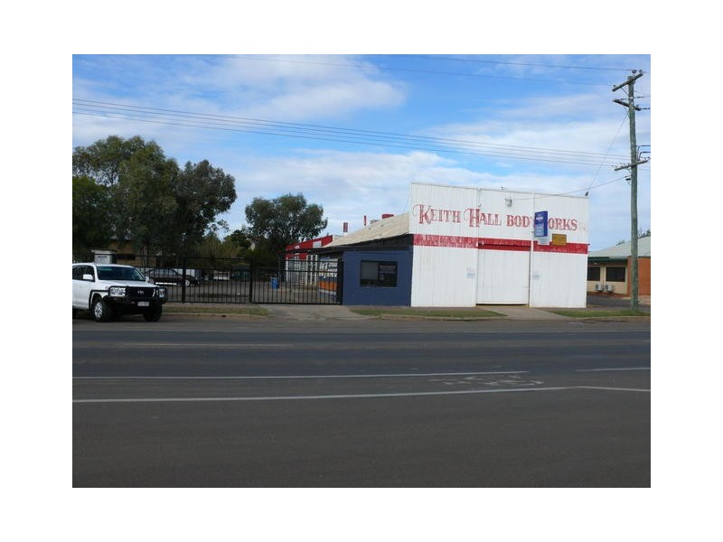 18 Quintin Street, Roma QLD 4455