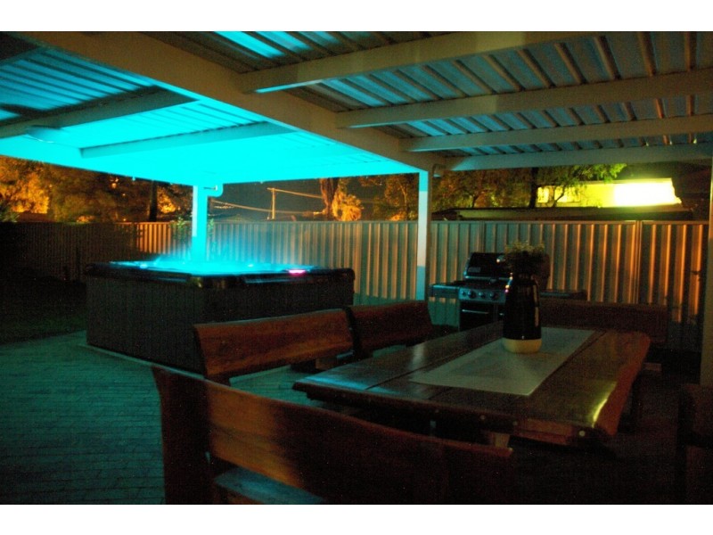 19 Alexander Avenue, Roma QLD 4455