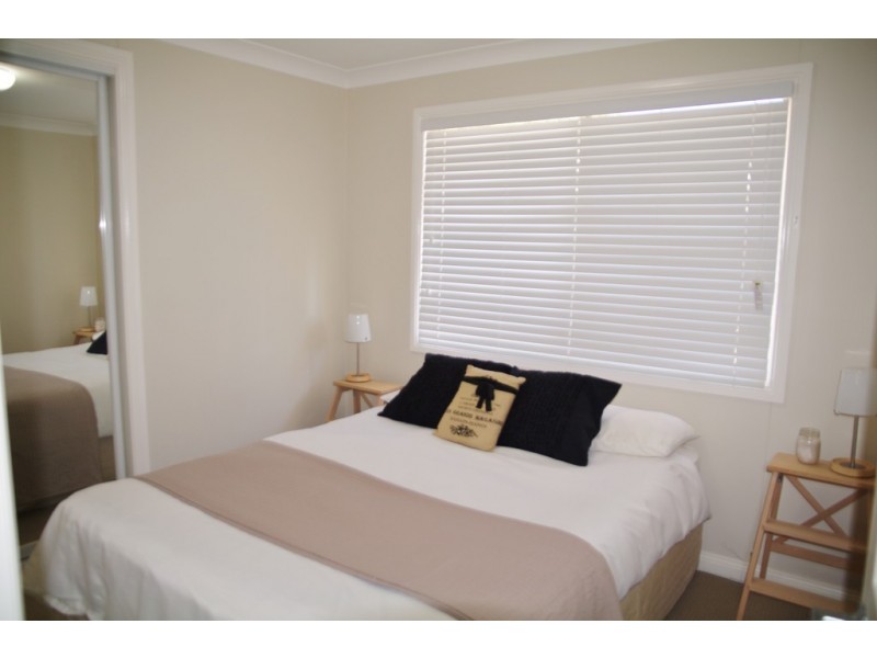 19 Alexander Avenue, Roma QLD 4455
