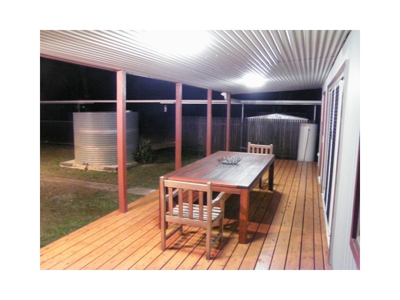 16 Clive Street, Glenmorgan QLD 4423
