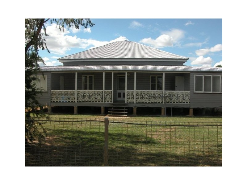 33 Scott Street, St George QLD 4487