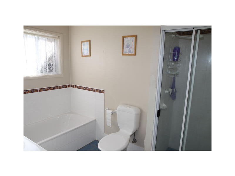 84 SHAMROCK ST, Blackall QLD 4472