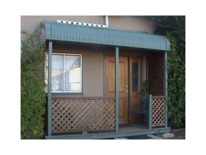 84 SHAMROCK ST, Blackall QLD 4472