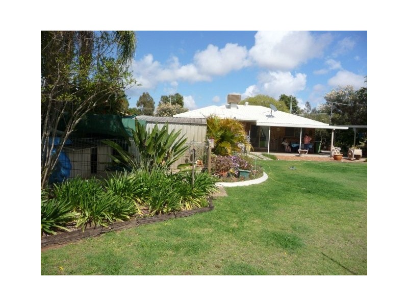 13 Andrew, St George QLD 4487