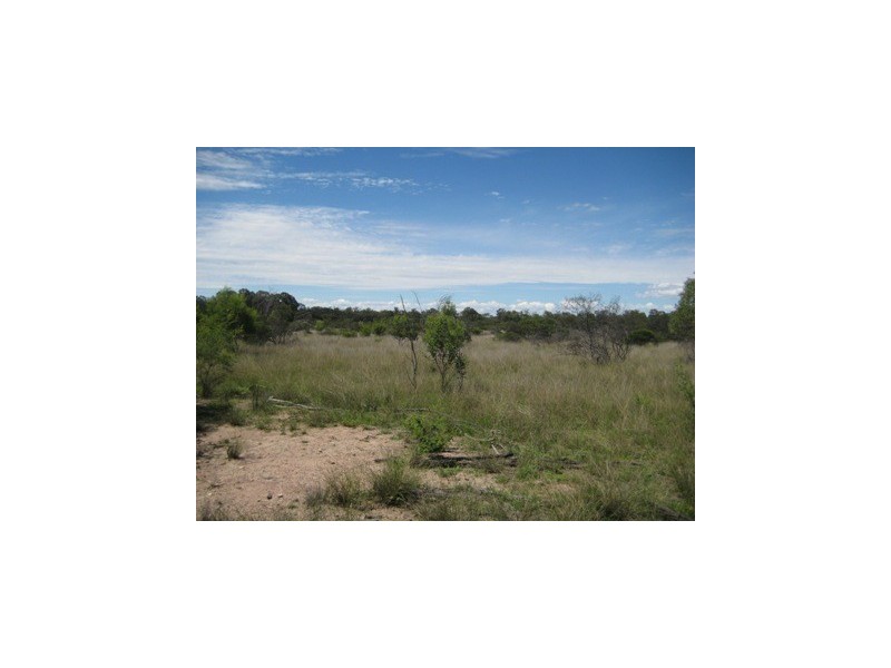 L5-8 WEEGUNNA STATION, Dalby QLD 4405