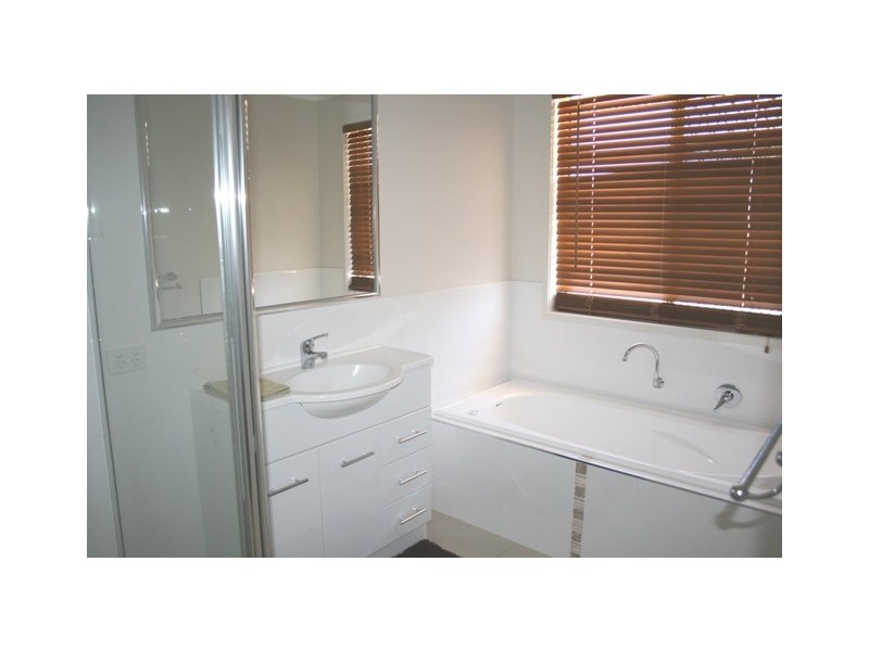 L1 CNR DAWSON/DAISY ST, Miles QLD 4415