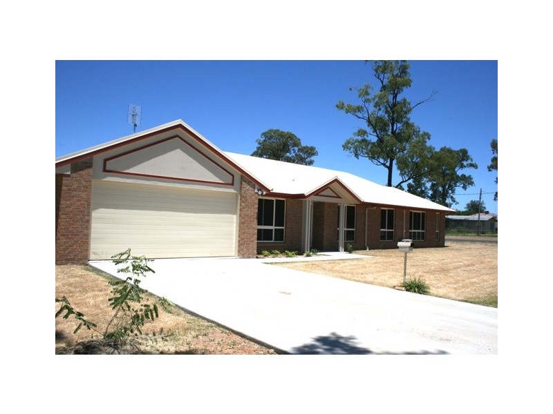 L1 CNR DAWSON/DAISY ST, Miles QLD 4415