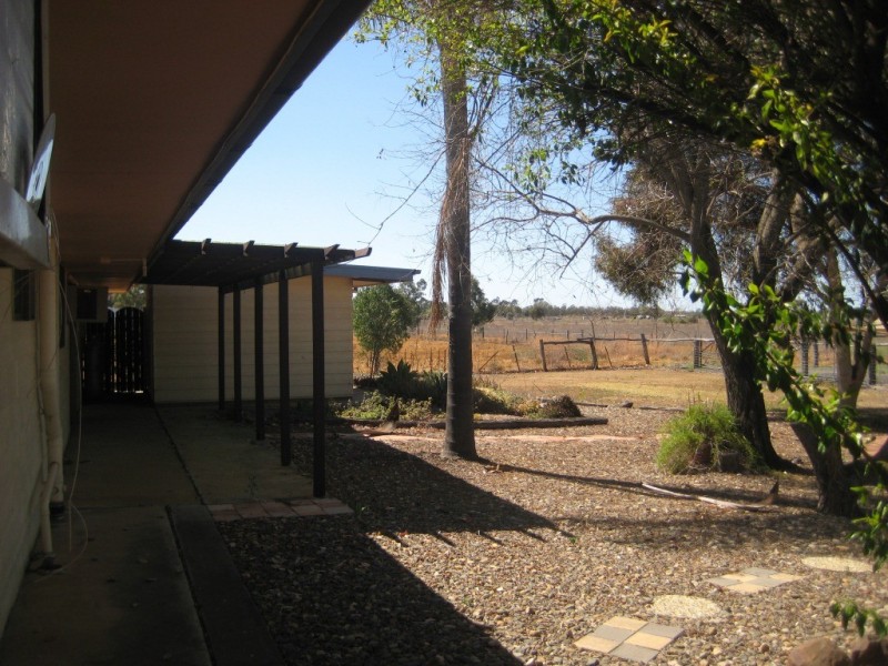 137 Sandalwood Avenue, Dalby QLD 4405