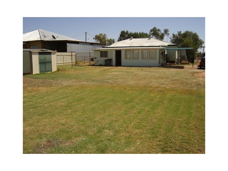 4 Brolga St, Quilpie QLD 4480