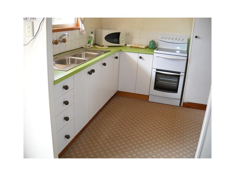 72 Ivan, Surat QLD 4417