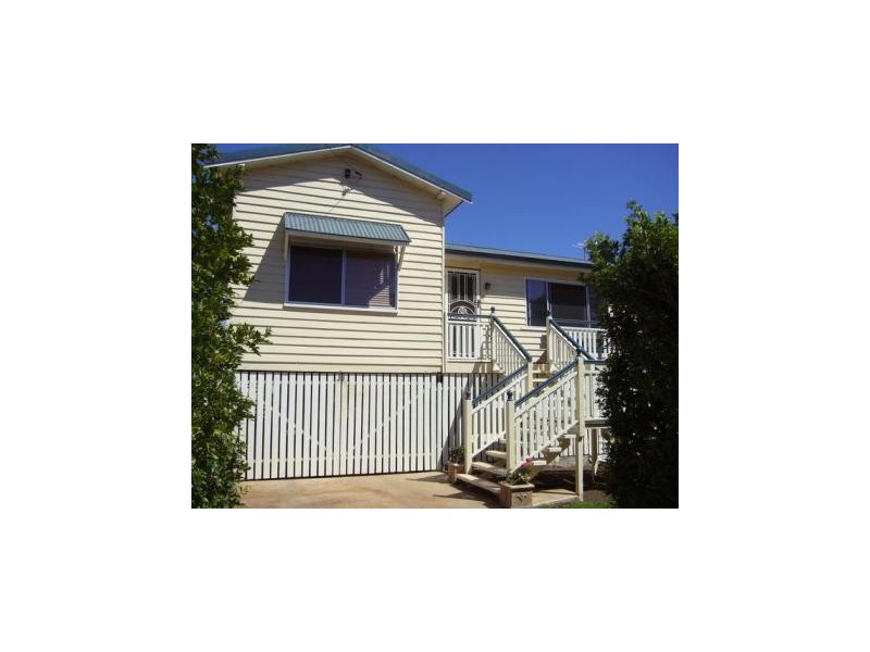 24 CORDELIA STREET, Surat QLD 4417