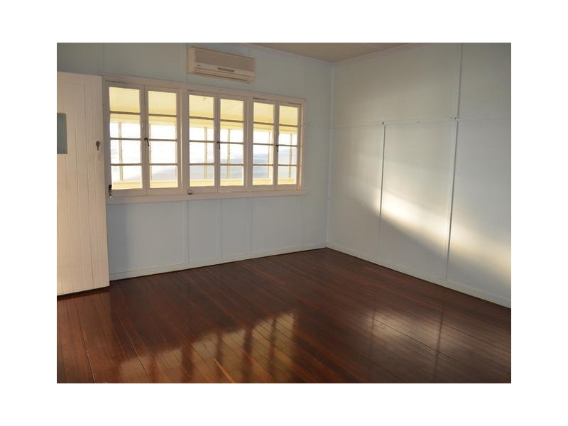 77 THISTLE STREET, Blackall QLD 4472