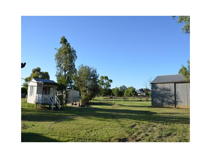 77 THISTLE STREET, Blackall QLD 4472