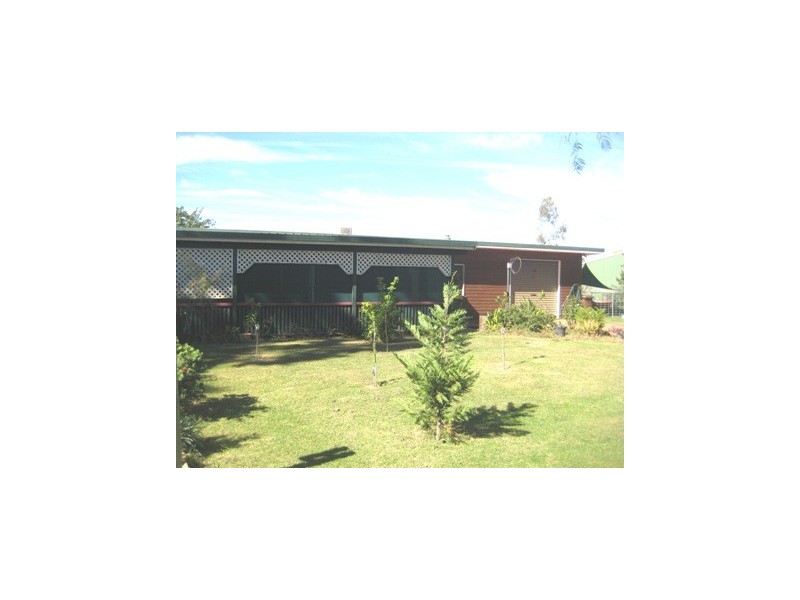 18  Jimbour Street, Jandowae QLD 4410