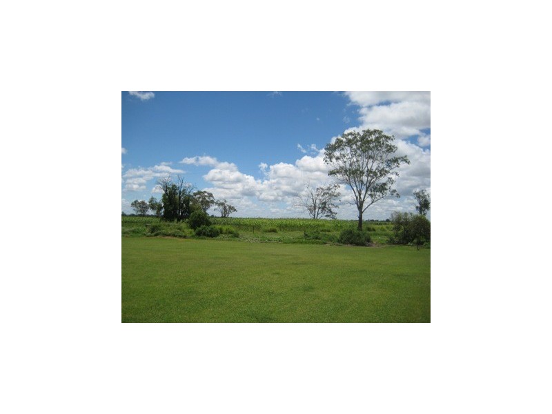 ” Gavonni “, Bowenville QLD 4404