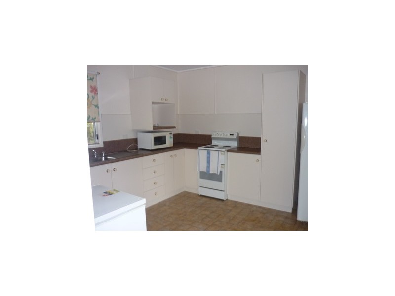 18 Victoria St, St George QLD 4487