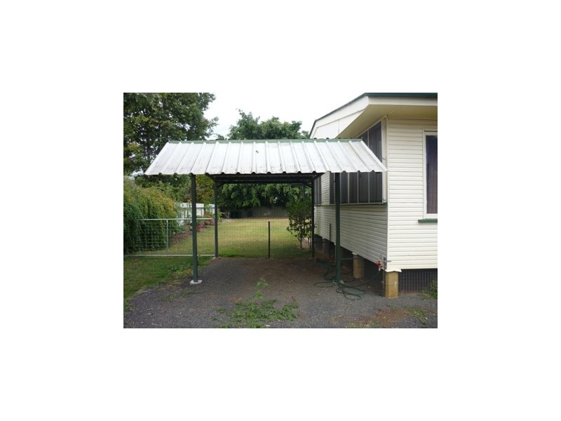 18 Victoria St, St George QLD 4487