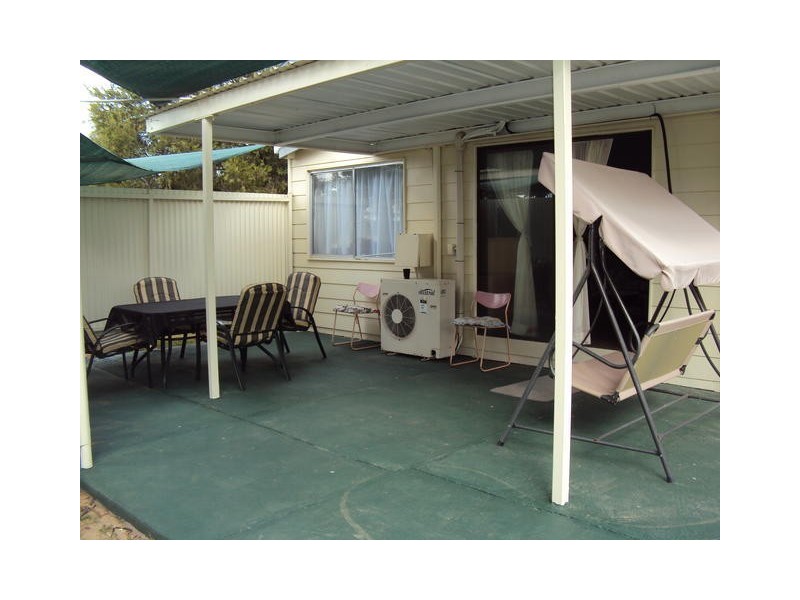 42 HAWTHORNE STREET, Blackall QLD 4472