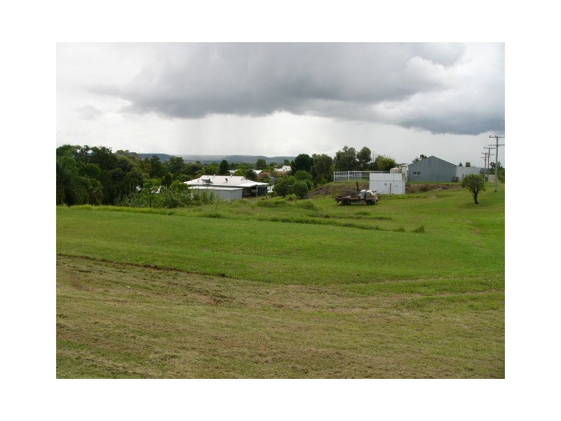 25 Bonner Street, Taroom QLD 4420